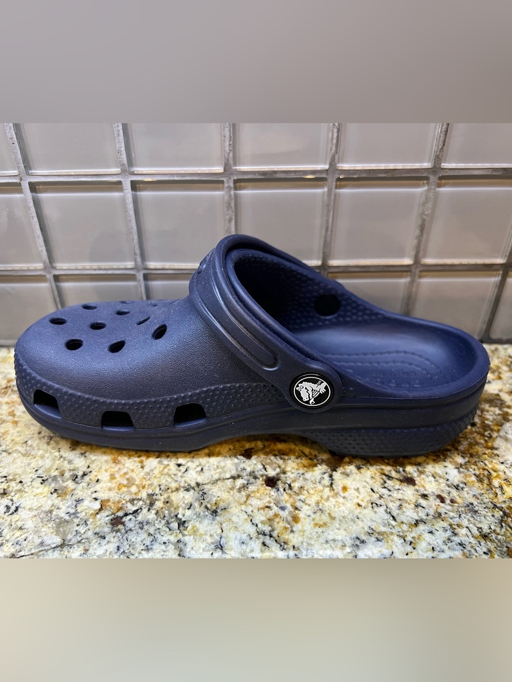 Kids Crocs - Picture 7 of 11